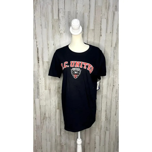 NWT DC United Heart and Soul Mens T-Shirt Black Size Medium Soccer Graphic Print - Picture 1 of 5
